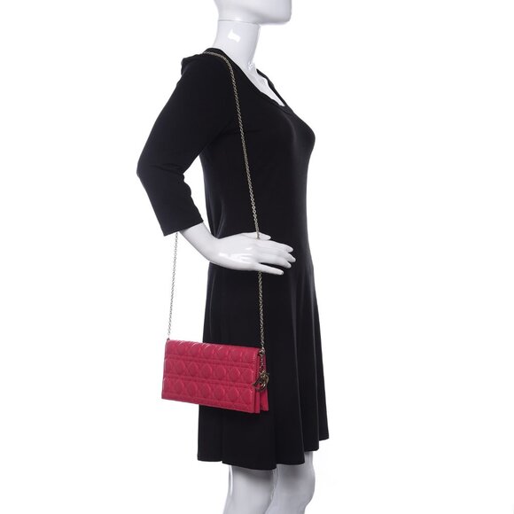 Dior Lambskin Cannage Lady Dior Fuchsia Clutch with Chain - Picture 2 of 12